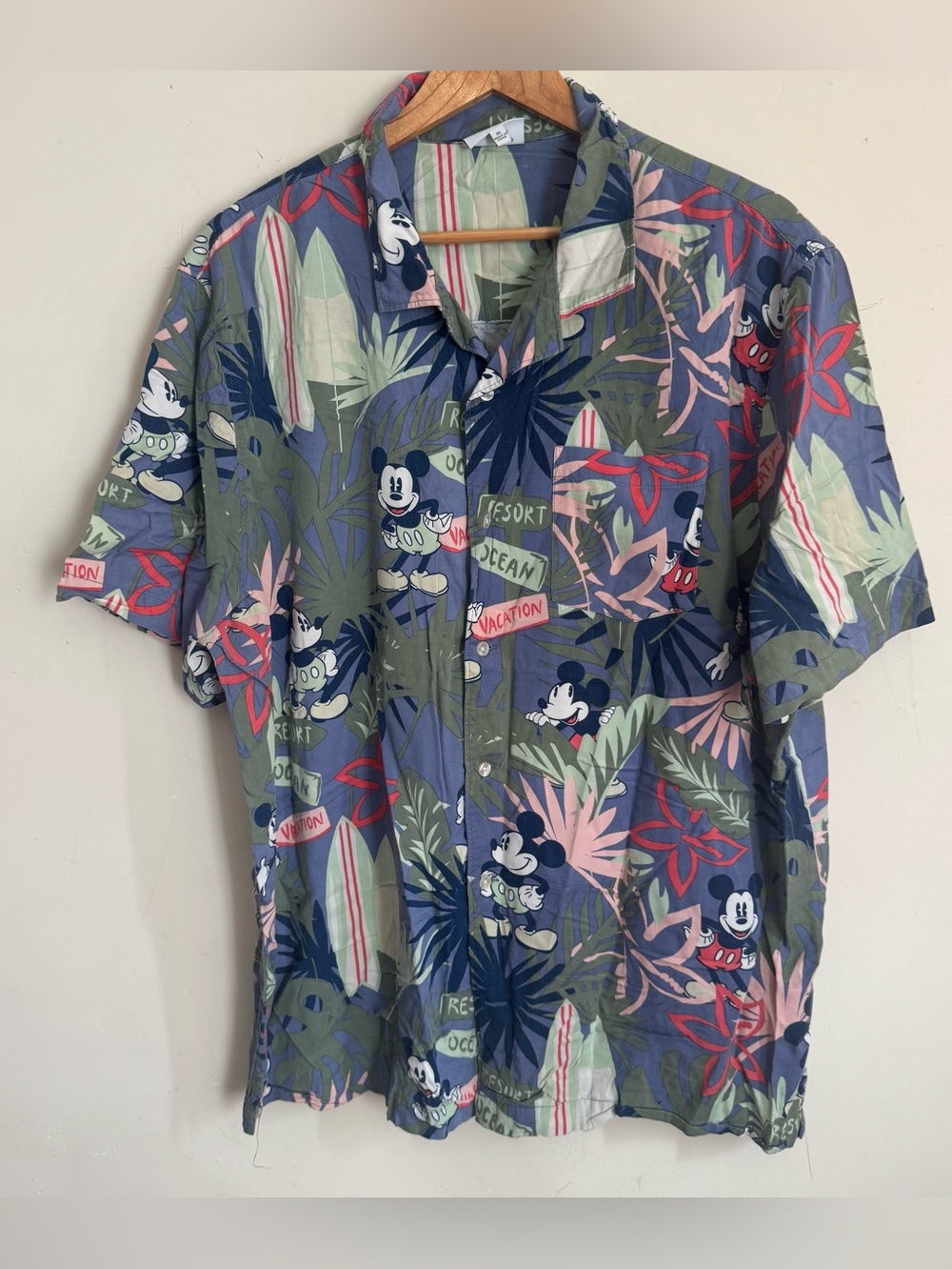 Disney Mickey Mouse Vacation Mens Woven Button Shirt with Pocket XL